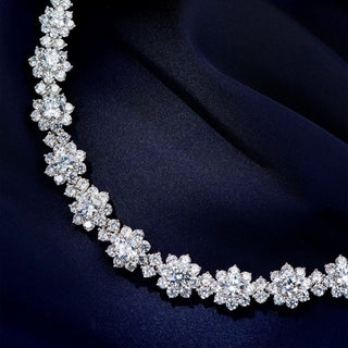 SL Sunflower Radiance Necklace, White Gold