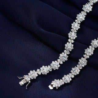 SL Sunflower Radiance Necklace, White Gold
