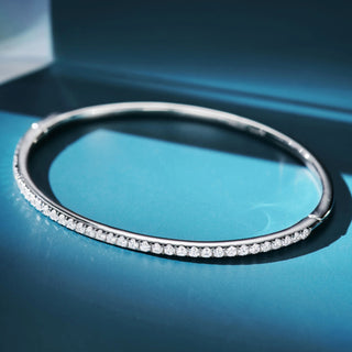 SL Luminous Elegance Bangle, White Gold