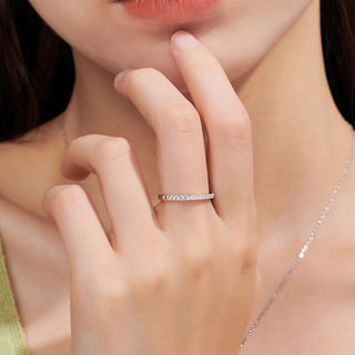 SL Luminous Elegance Ring, White Gold