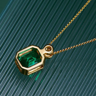 SL Emerald Majesty Pendant