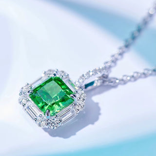 SL Emerald Halo Pendant