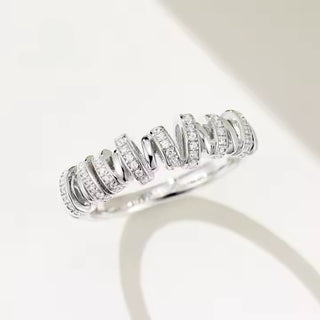 SL Radiant Twist Ring